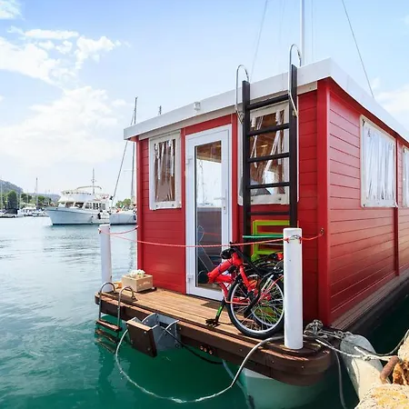 The Homeboat Company Piccola-cagliari Botel *