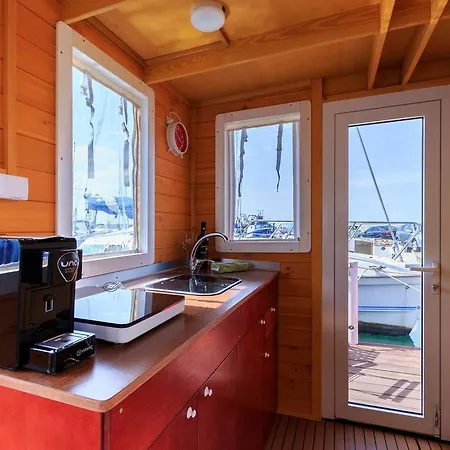 The Homeboat Company Piccola-cagliari